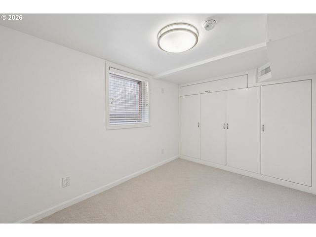 1294 14TH St, West Linn, OR 97068