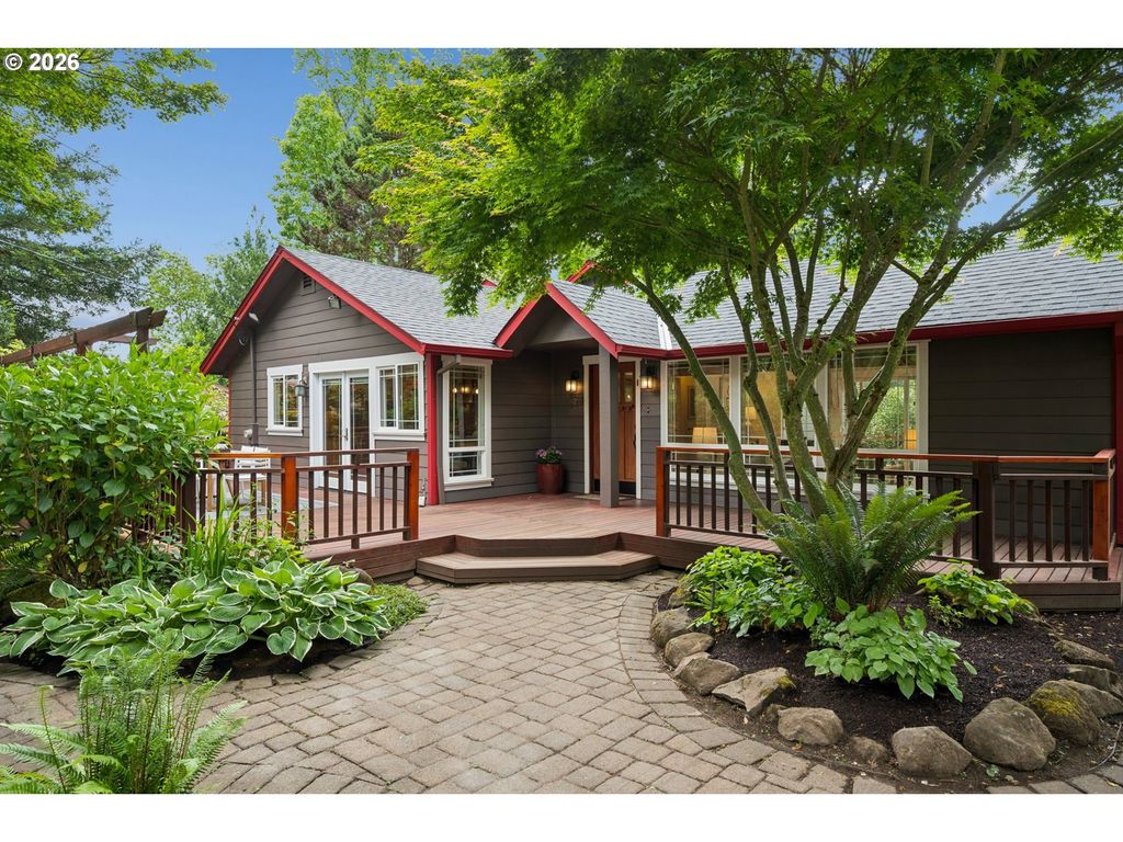 1294 14TH St, West Linn, OR 97068