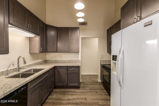 1638 E FAIRVIEW Street, Chandler, AZ 85225