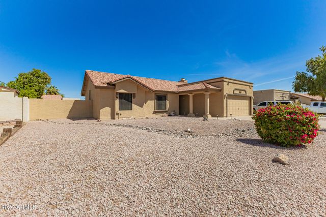 1638 E FAIRVIEW Street, Chandler, AZ 85225