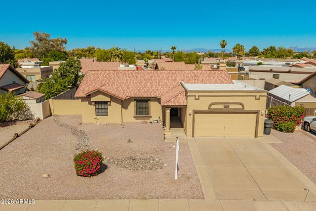 1638 E FAIRVIEW Street, Chandler, AZ 85225