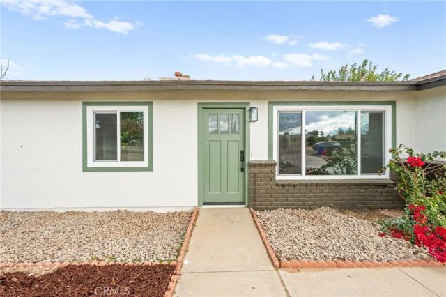 15512 Pahute, Victorville, CA 92395