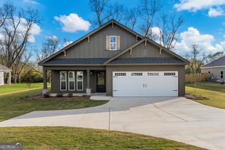 116 Chinaberry Street, Pine Mountain, GA 31822
