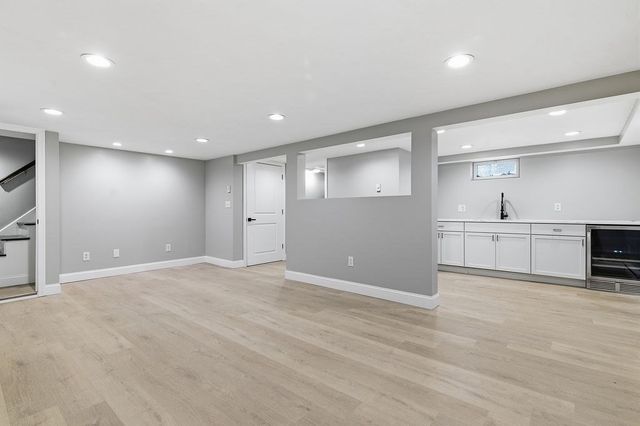 28 Ruth Dr, Marlborough, MA 01752