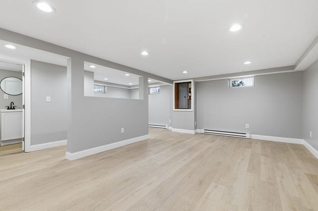 28 Ruth Dr, Marlborough, MA 01752