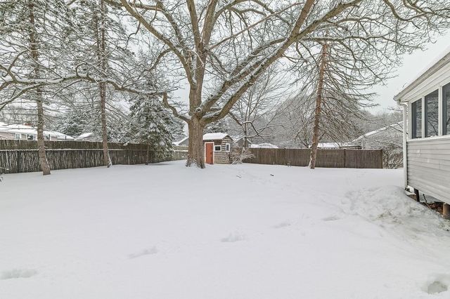 28 Ruth Dr, Marlborough, MA 01752