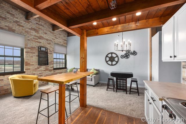 940 Monroe Avenue 545, Grand Rapids, MI 49503