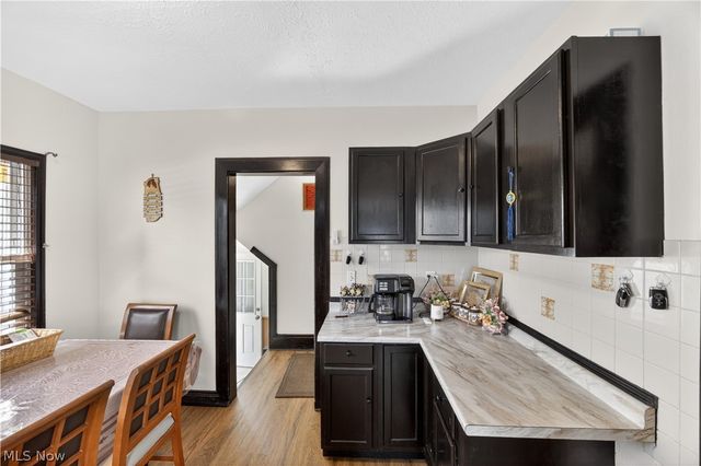 1485 Robinwood Avenue, Lakewood, OH 44107