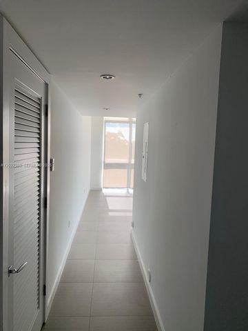 720 NE 62nd St 501, Miami, FL 33138