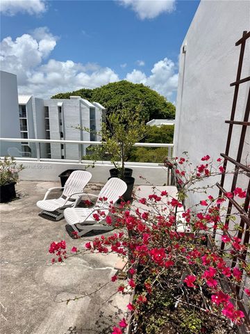 720 NE 62nd St 501, Miami, FL 33138