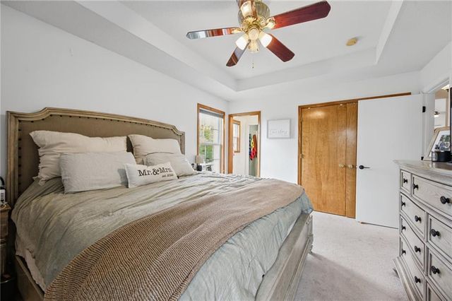 810 S Morgan Drive, Peculiar, MO 64078