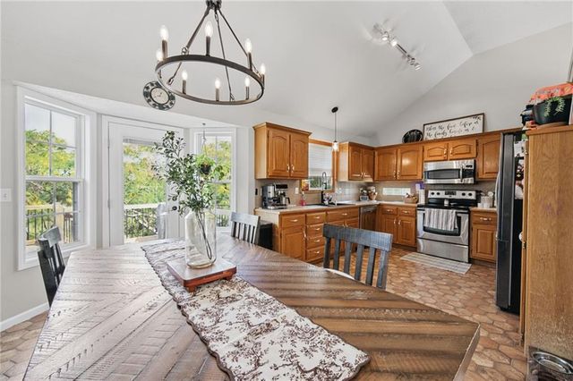 810 S Morgan Drive, Peculiar, MO 64078