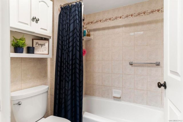 5995 Caminito Yucatan, San Diego, CA 92108