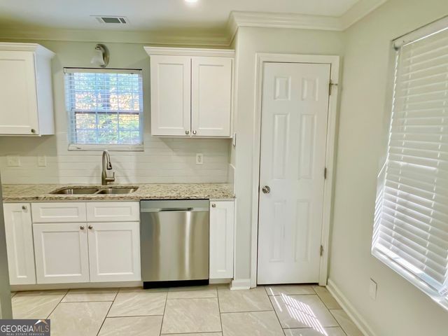 4010 Marshwood Trc, Atlanta, GA 30349