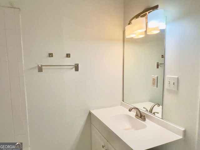 4010 Marshwood Trc, Atlanta, GA 30349