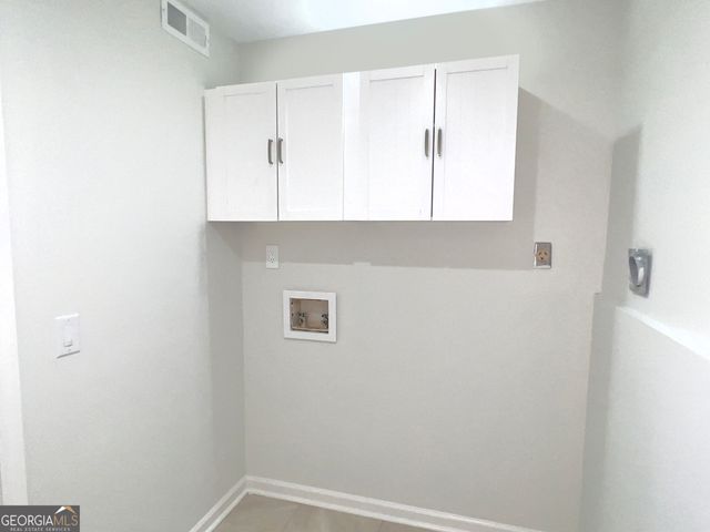 4010 Marshwood Trc, Atlanta, GA 30349