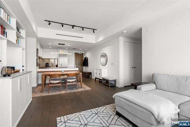 320 Adolphus Avenue PH 02, Cliffside Park, NJ 07010