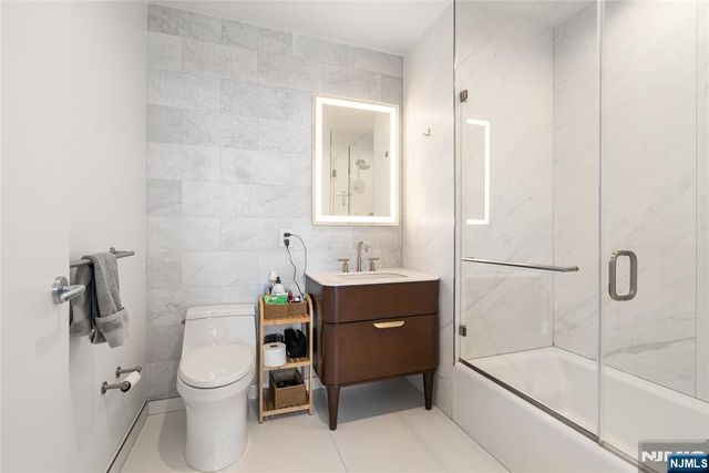 320 Adolphus Avenue PH 02, Cliffside Park, NJ 07010