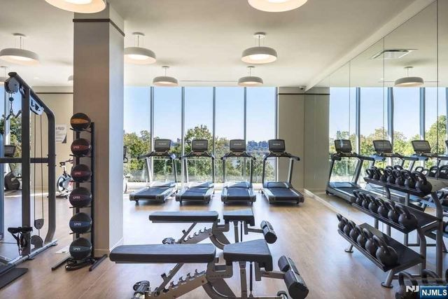 320 Adolphus Avenue PH 02, Cliffside Park, NJ 07010