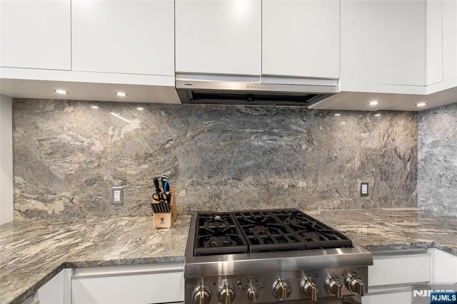 320 Adolphus Avenue PH 02, Cliffside Park, NJ 07010