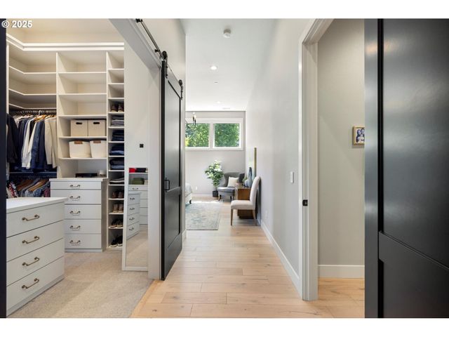 13585 GOODALL Rd, Lake Oswego, OR 97034