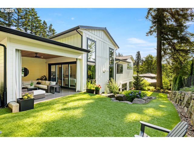 13585 GOODALL Rd, Lake Oswego, OR 97034