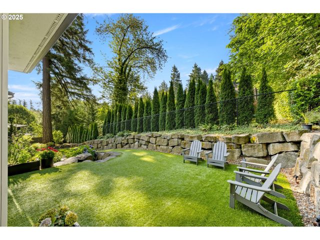 13585 GOODALL Rd, Lake Oswego, OR 97034