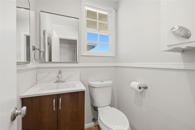 48 Mansfield Lane, Camarillo, CA 93010