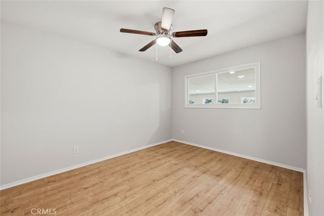 48 Mansfield Lane, Camarillo, CA 93010