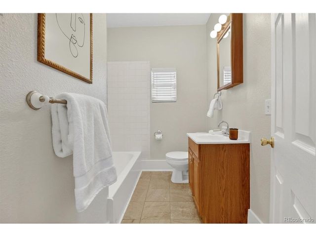 4954 N Grove St, Denver, CO 80221