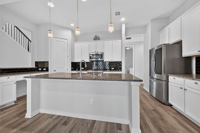 816 Mediterranean DR, Leander, TX 78641