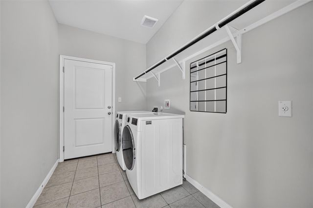 816 Mediterranean DR, Leander, TX 78641