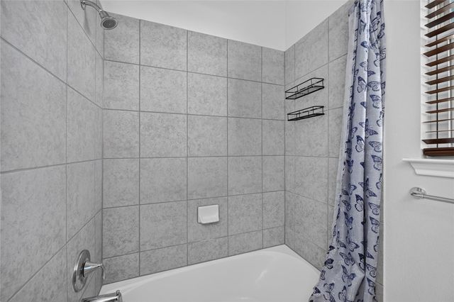 816 Mediterranean DR, Leander, TX 78641