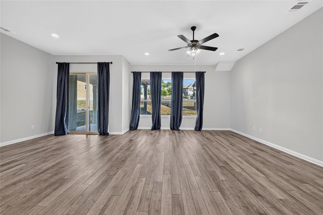 816 Mediterranean DR, Leander, TX 78641