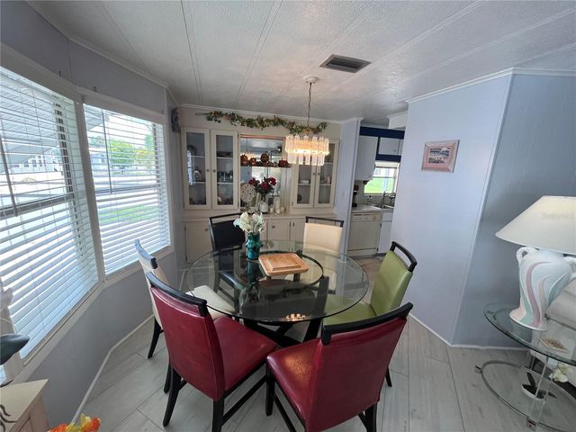 900 JOLANDA CIRCLE, Venice, FL 34285