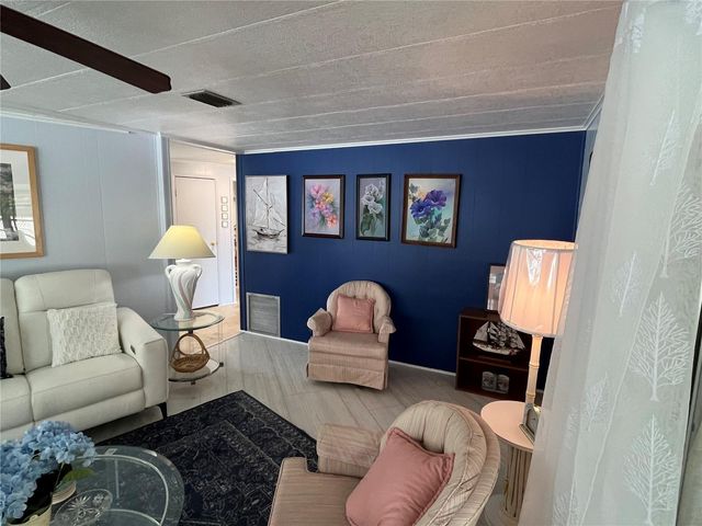 900 JOLANDA CIRCLE, Venice, FL 34285