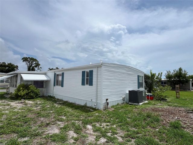 900 JOLANDA CIRCLE, Venice, FL 34285
