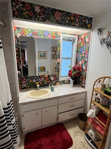 900 JOLANDA CIRCLE, Venice, FL 34285