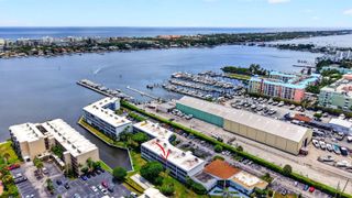 200 Waterway Drive S 303, Lantana, FL 33462