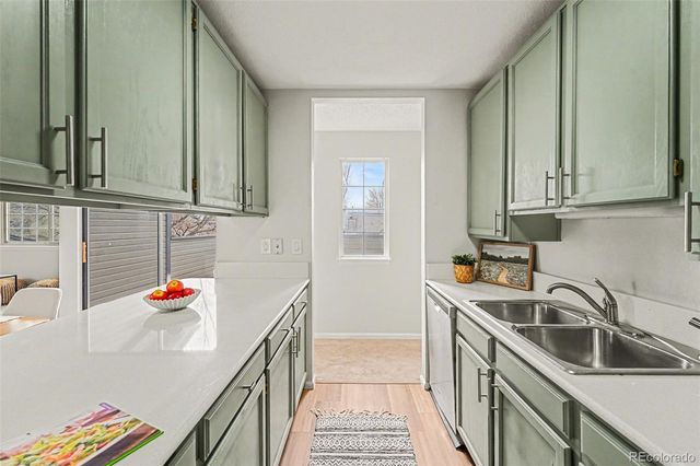 9175 W Cedar Drive E, Lakewood, CO 80226