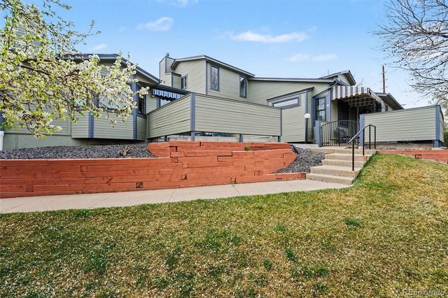 9175 W Cedar Drive E, Lakewood, CO 80226