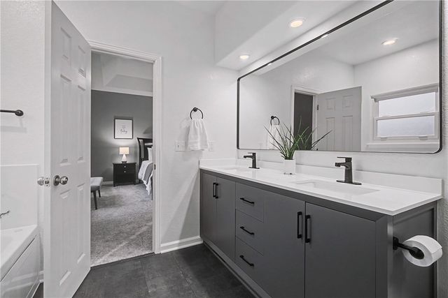 7 Shropshire Drive, Bella Vista, AR 72714