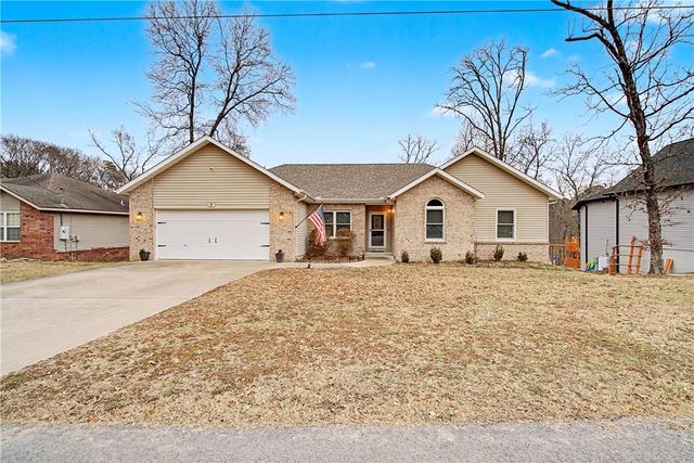 7 Shropshire Drive, Bella Vista, AR 72714