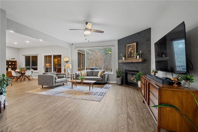 7 Shropshire Drive, Bella Vista, AR 72714