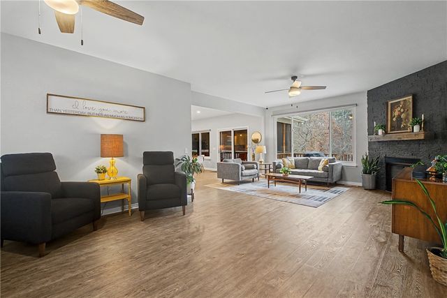 7 Shropshire Drive, Bella Vista, AR 72714