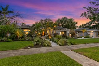 720 BRIGHTWATERS BOULEVARD NE, St Petersburg, FL 33704