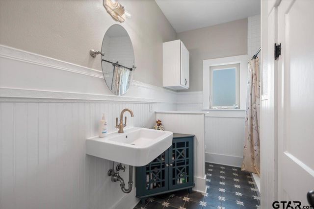 311 Johnson Rd, Winona, TX 75792