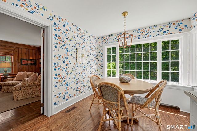 428 Laurel Road, New Canaan, CT 06840