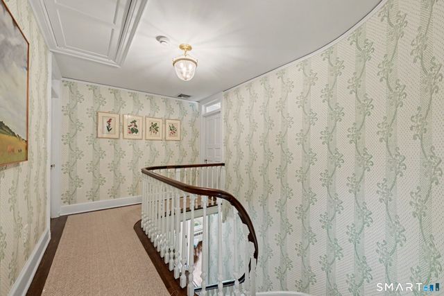 428 Laurel Road, New Canaan, CT 06840