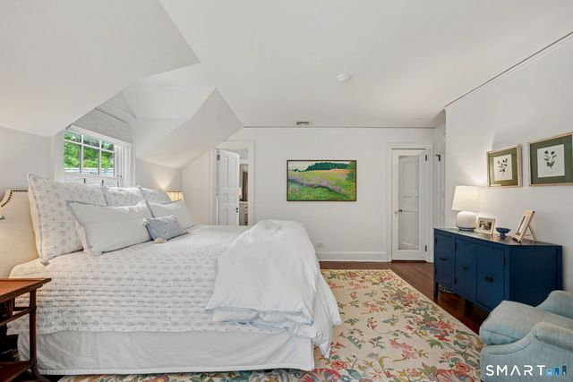 428 Laurel Road, New Canaan, CT 06840